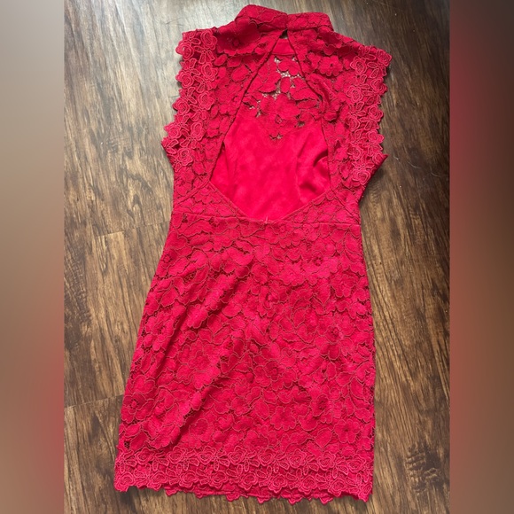 Lacey red dress size small - Picture 2 of 3